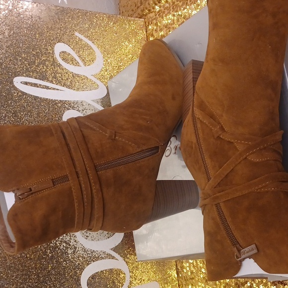 Faux Suede boots - Picture 3 of 4